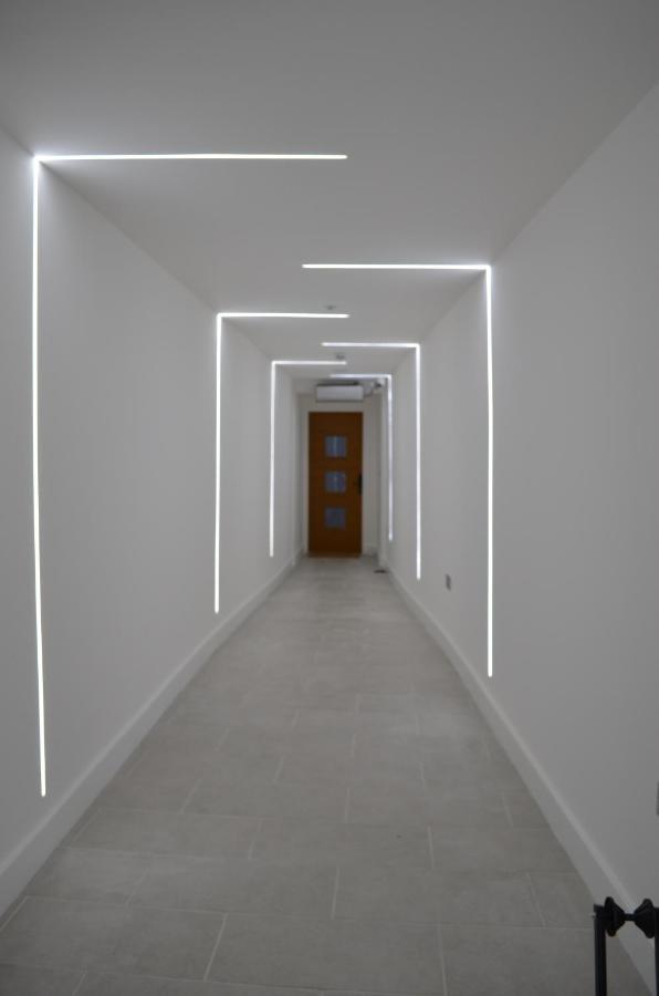 Lovely Studio Apartment With Access For Wheel-Chairs In Sydenham Londra Esterno foto